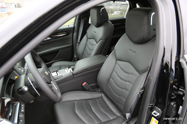 Cadillac CT6 Vordersitze