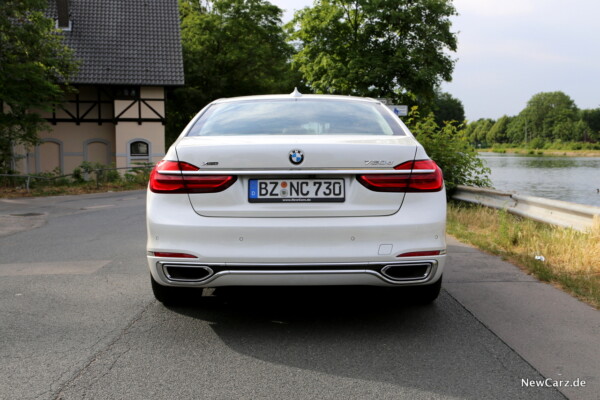 BMW 7er Heckansicht 