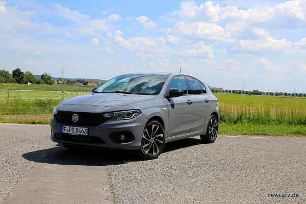 Fiat Tipo MJ2018 schräg vorne