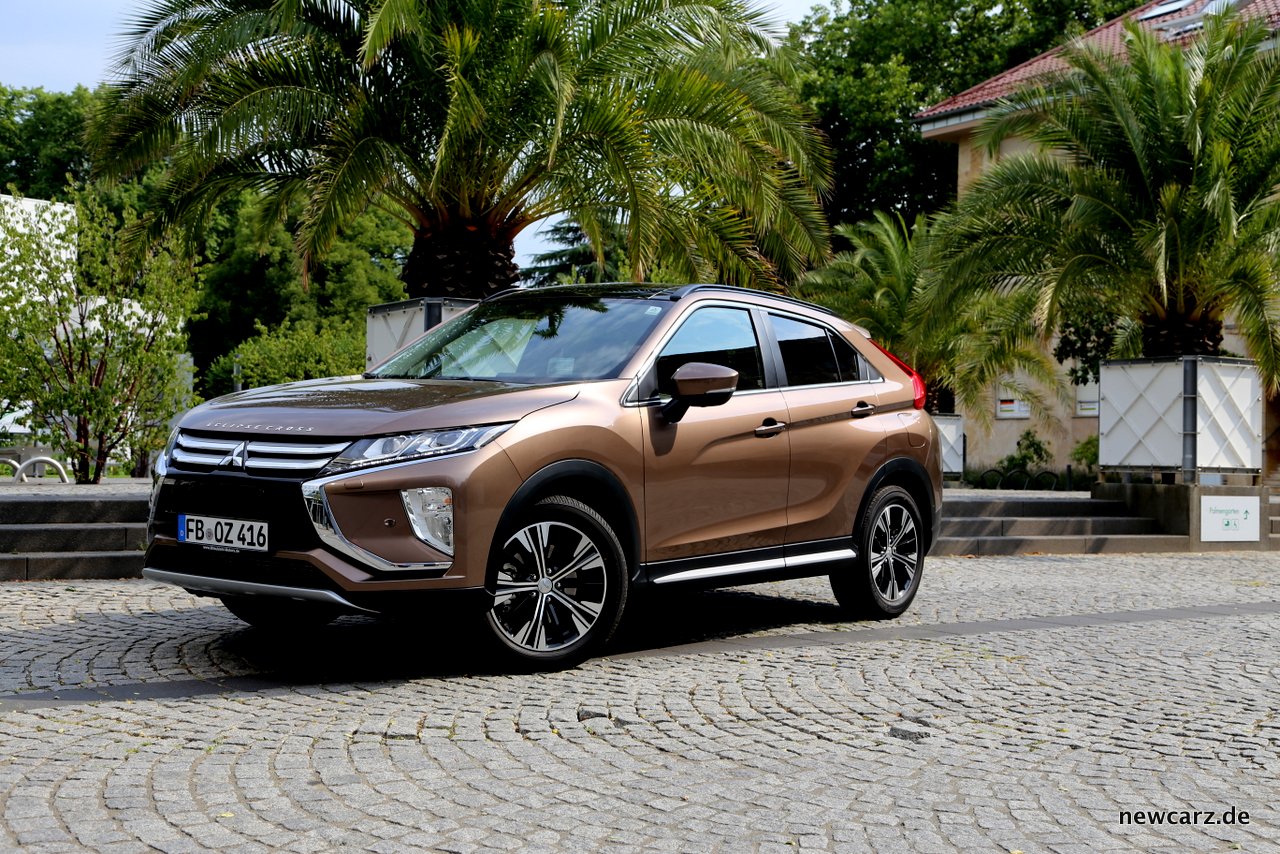 Mitsubishi Eclipse Cross Front