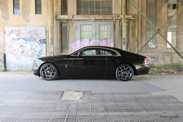 Rolls-Royce Wraith Black Badge Seite