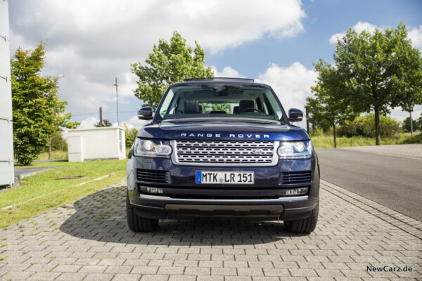 Range Rover SDV8 Front