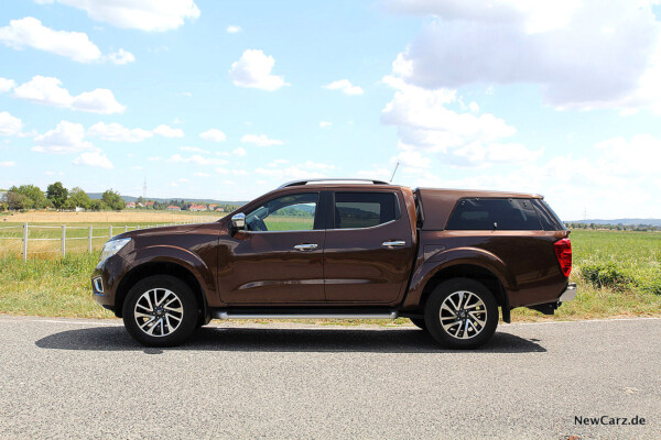 Nissan Navara Seite