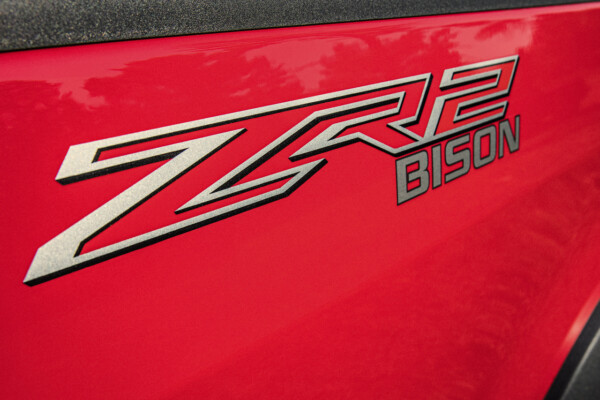 Logo des neuen Chevrolet Colorado ZR2 Bison