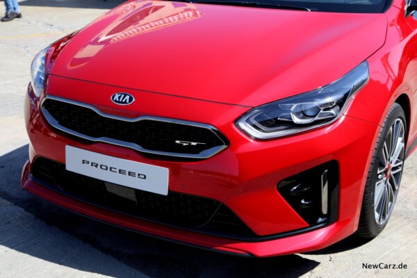 Kia ProCeed premiere