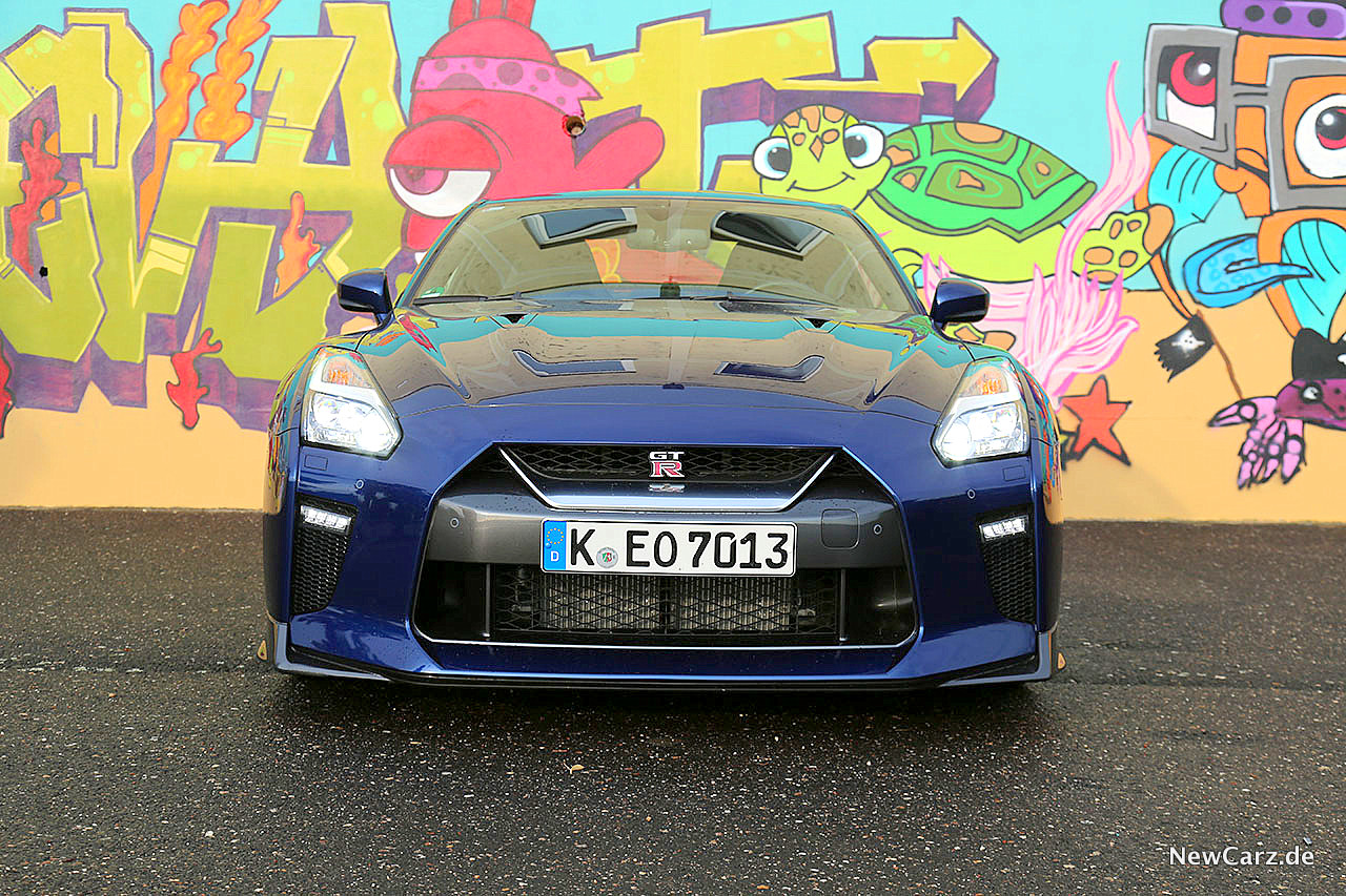 Nissan Gt R Track Edition Brennender Asphalt Newcarz De