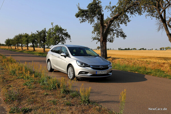 Opel Astra Sports Tourer INNOVATION