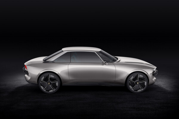 Seitenansicht des Peugeot e-Legend Concept