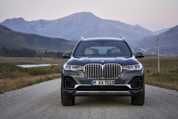 Frontansicht des BMW X7