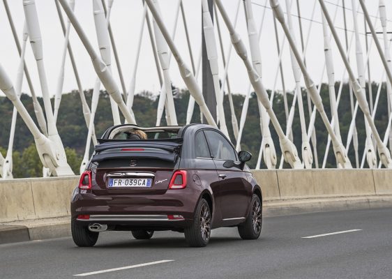 Heckansicht des Fiat 500 Collezione