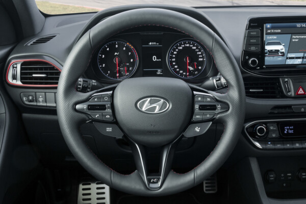 Interieur des Hyundai i30 Fastback N