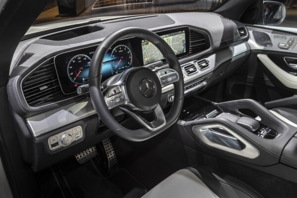 Interieur des Mercedes-Benz GLE