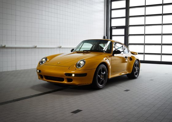 Frontansicht des neuen Porsche 911 Turbo Classic