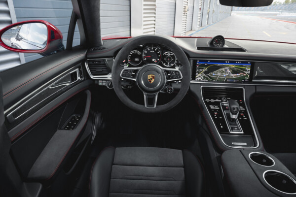 Interieur der Porsche Panamera GTS Modelle