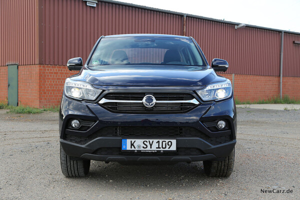 Ssang Yong Musso Front