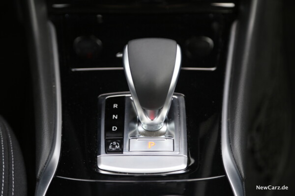 Infiniti QX30 Doppelkupplungsgetriebe