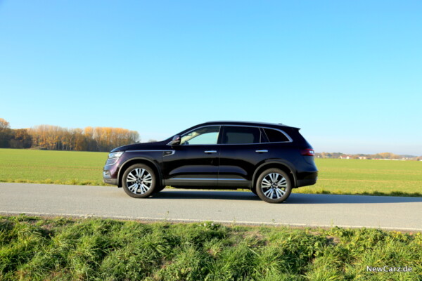 Renault Koleos Seitenansicht Schönwetter