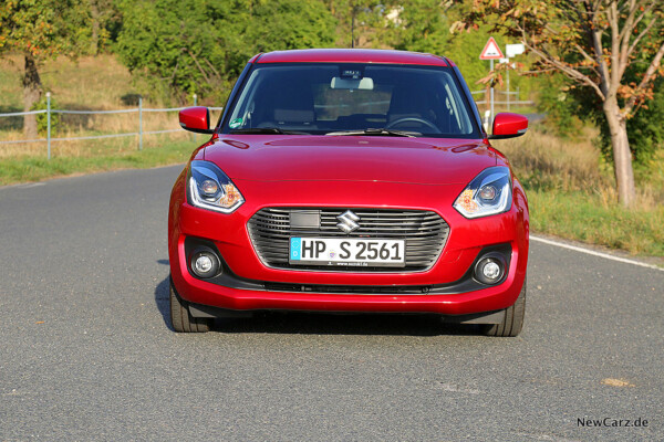 Suzuki Swift Hybrid Front