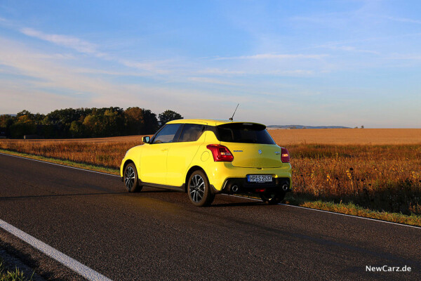 Suzuki Swift Sport schräg hinten