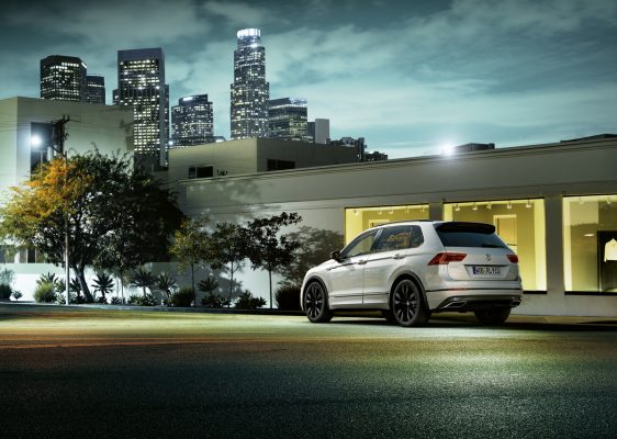 Im Schatten der Nacht - Der VW Tiguan im R-Line Designpaket Black Style