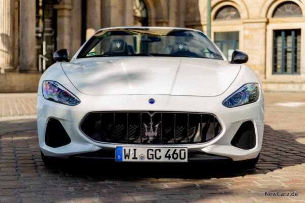 Maserati GranCabrio Sport Front