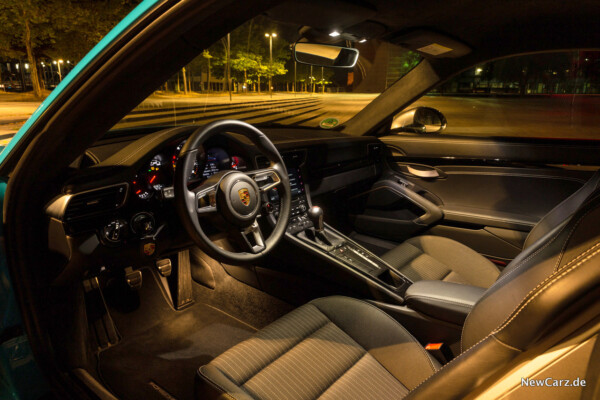 Porsche 911 Carrera T Interieur
