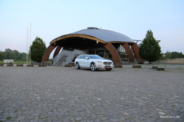 Volvo V90 Cross Country Ocean Race Front