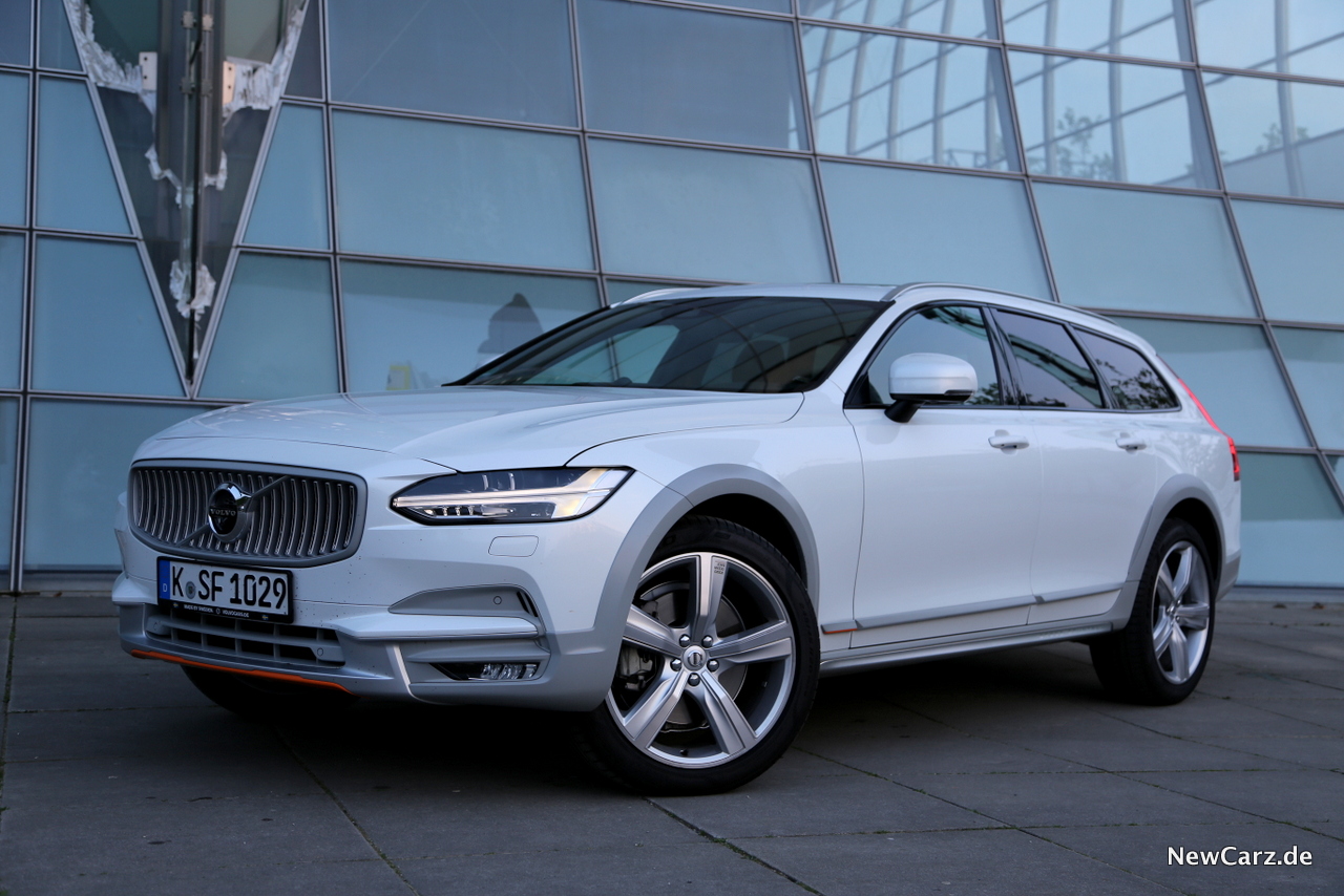 Volvo V90 Cross Country Ocean Race - Luxus-Sondermodell