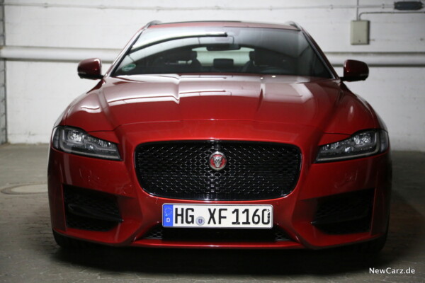 Jaguar XF Sportbrake Front