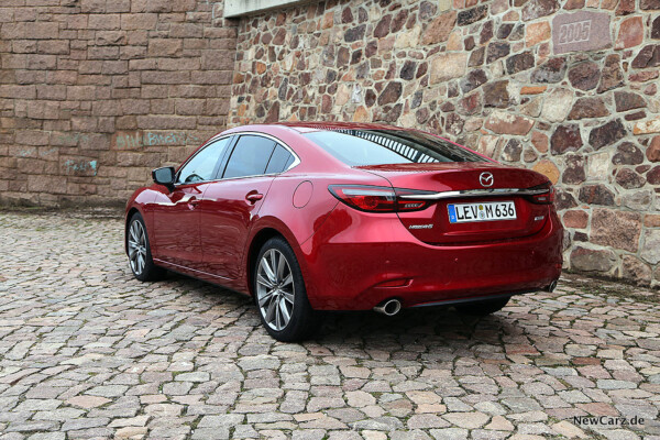 Mazda6 2019 schräg hinten links