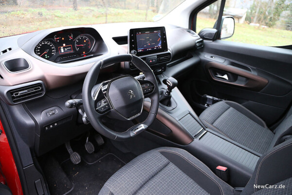 Peugeot Rifter Interieur vorne