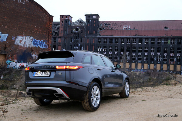 Range Rover Velar schräg hinten rechts