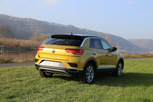 VW T-Roc schräg hinten rechts