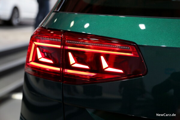 VW Passat Facelift LED Heckleuchte