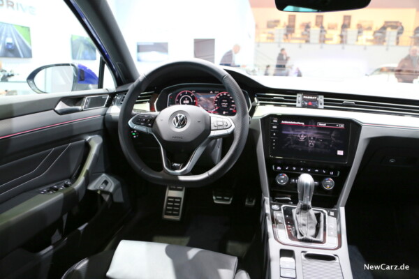 VW Passat Facelift Interieur 