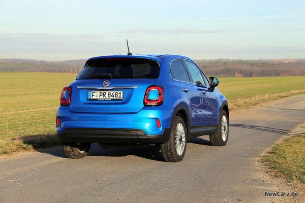 Fiat 500X Urban schräg hinten rechts