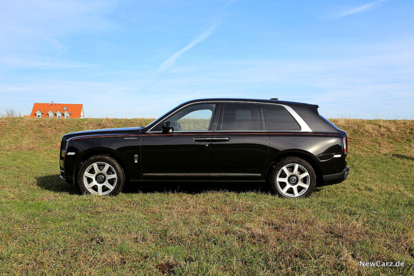 Rolls-Royce Cullinan Seitenansicht