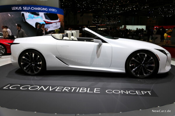 Lexus LC Convertible Concept Seite