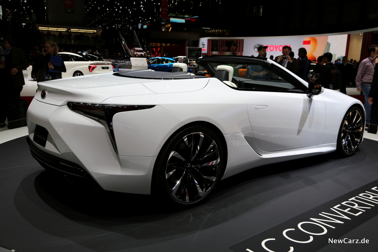 Lexus LC Convertible Concept