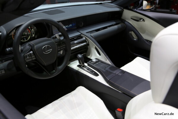 Lexus LC Convertible Concept Interieur