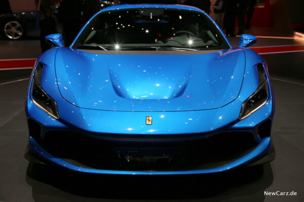 Ferrari F8 Tributo Front