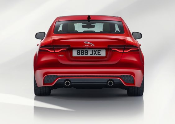 Heckansicht des Jaguar XE