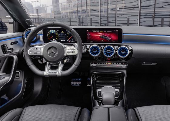 Interieur des Mercedes-AMG A 35 4Matic