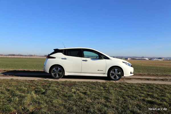 Nissan Leaf ZE1 Seite