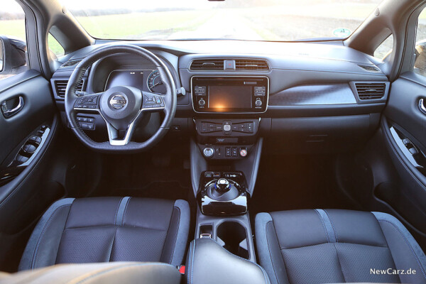 Nissan Leaf ZE1 Interieur