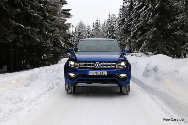 VW Amarok Front