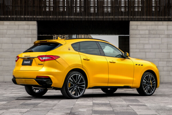 Maserati Levante Trofeo schräg seitlich rechts