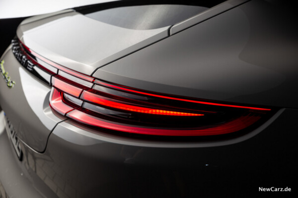 Porsche Panamera Turbo S E-Hybrid Heckleuchten