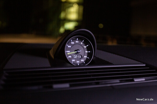 Porsche Panamera Turbo S E-Hybrid Chronometer