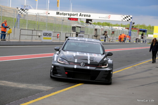 VW Golf TCR by Oettinger schwarz